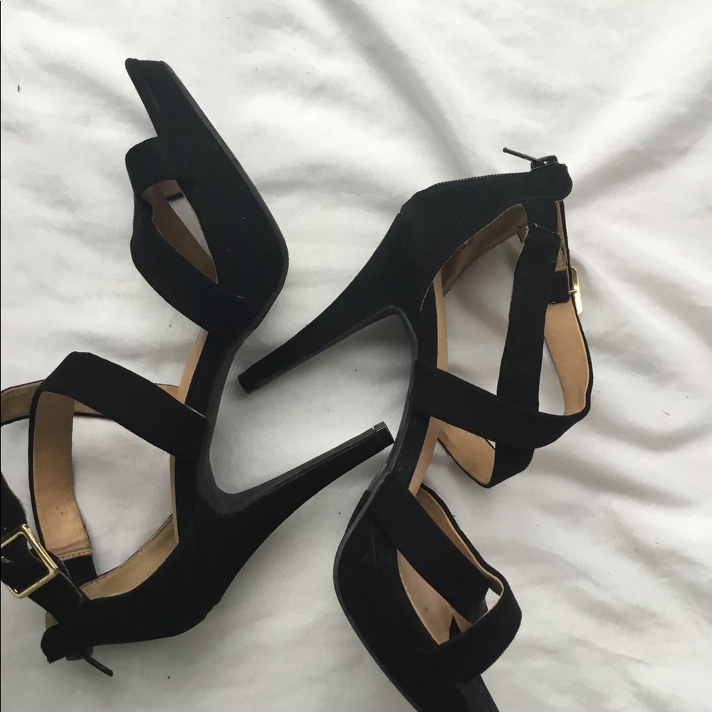 REPORT shoes